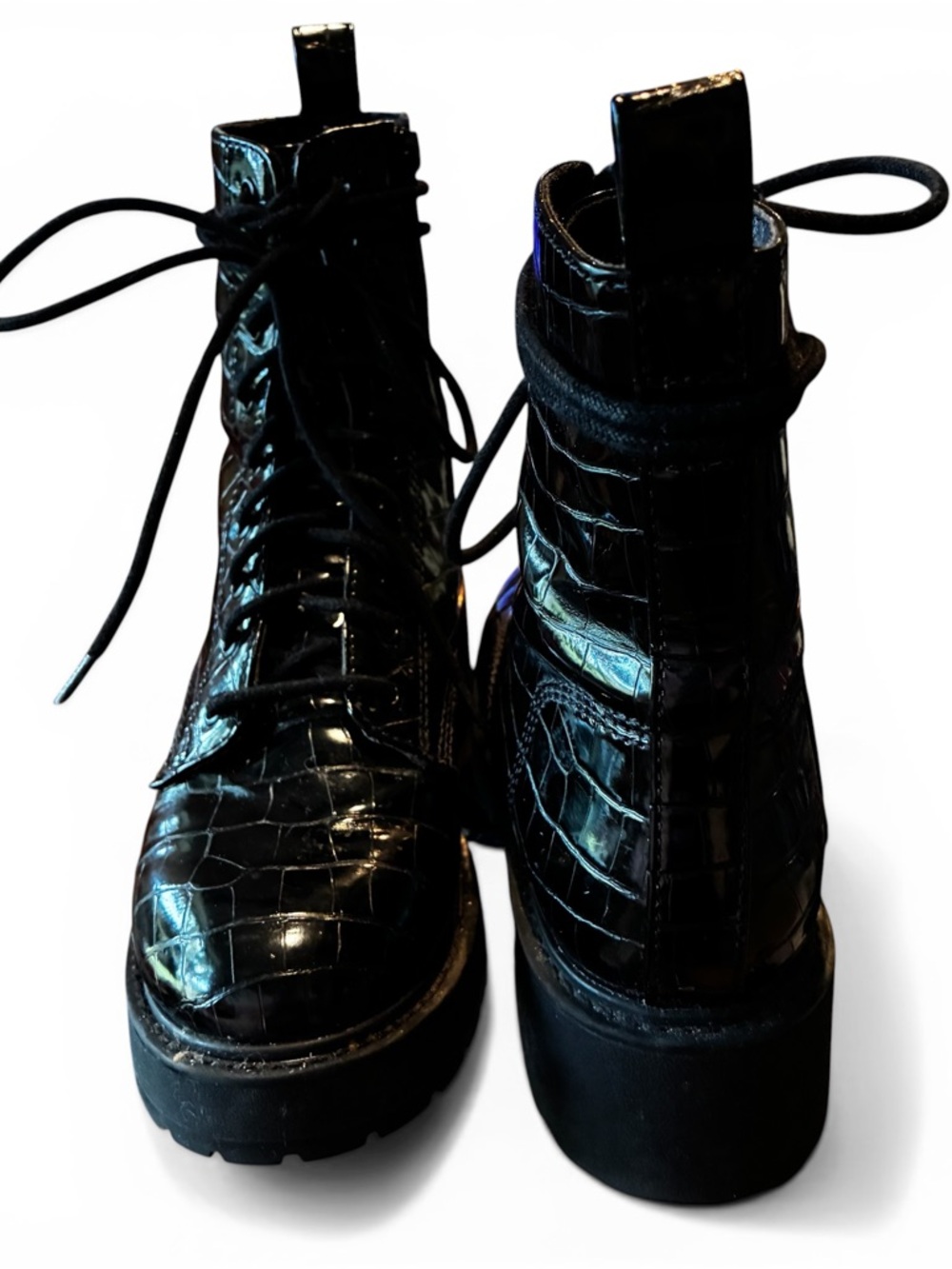 Steve Madden mock croc patent combat boots. Great condition. Sz 8.5
